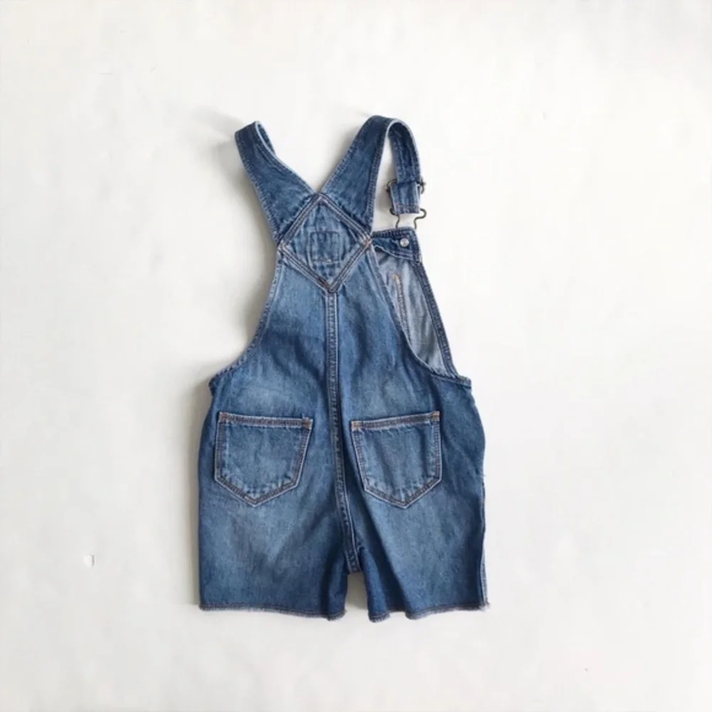 Babygap distressed raw hem denim shortalls  EUC 2T
